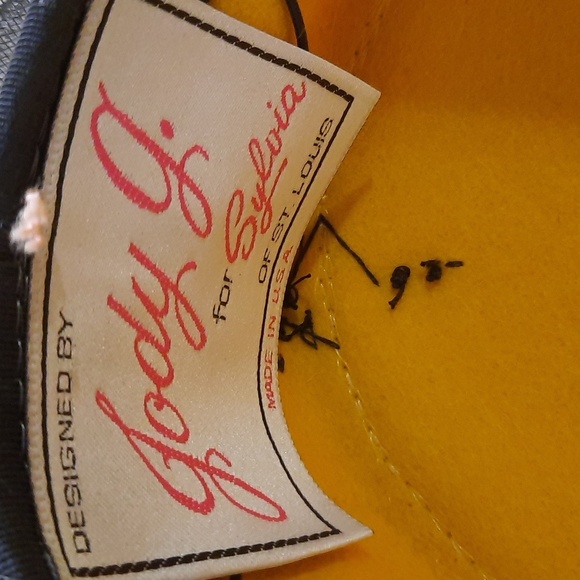 Jody G. Elegant Yellow and Black Women's Hat - Picture 2 of 11